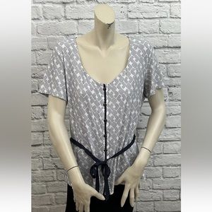 SOMA INTIMATES BLUE & WHITE GEOMETRIC PRINT SHORT SLEEVE PAJAMA TOP SIZE XL